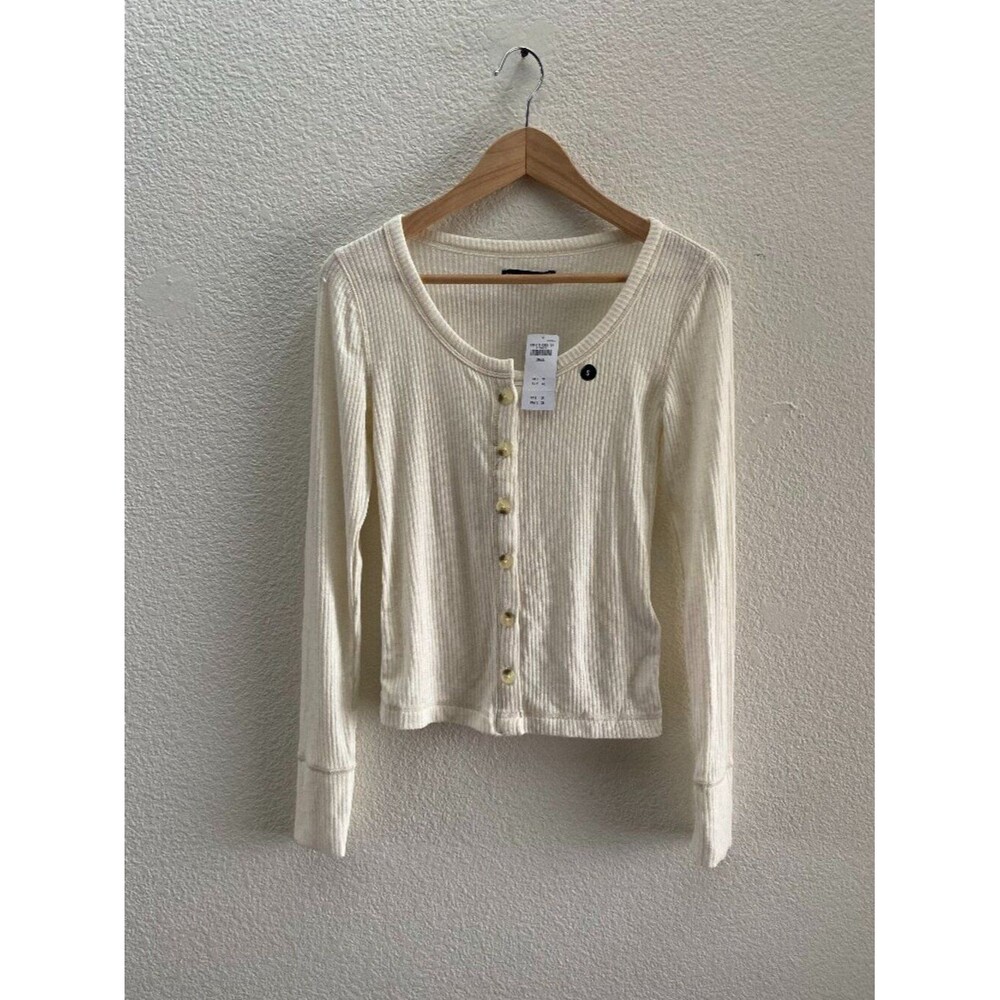 NEW AF Abercrombie & Fitch Off White Rib Knit Cardigan Shirt Size Small NWT